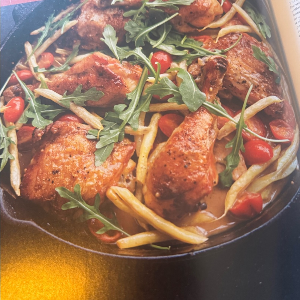 Williams Sonoma One Pot of the Day Cookbook - Black and Orange Cover - Picture 5 of 9